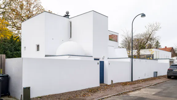 Huset fra vejen skråt