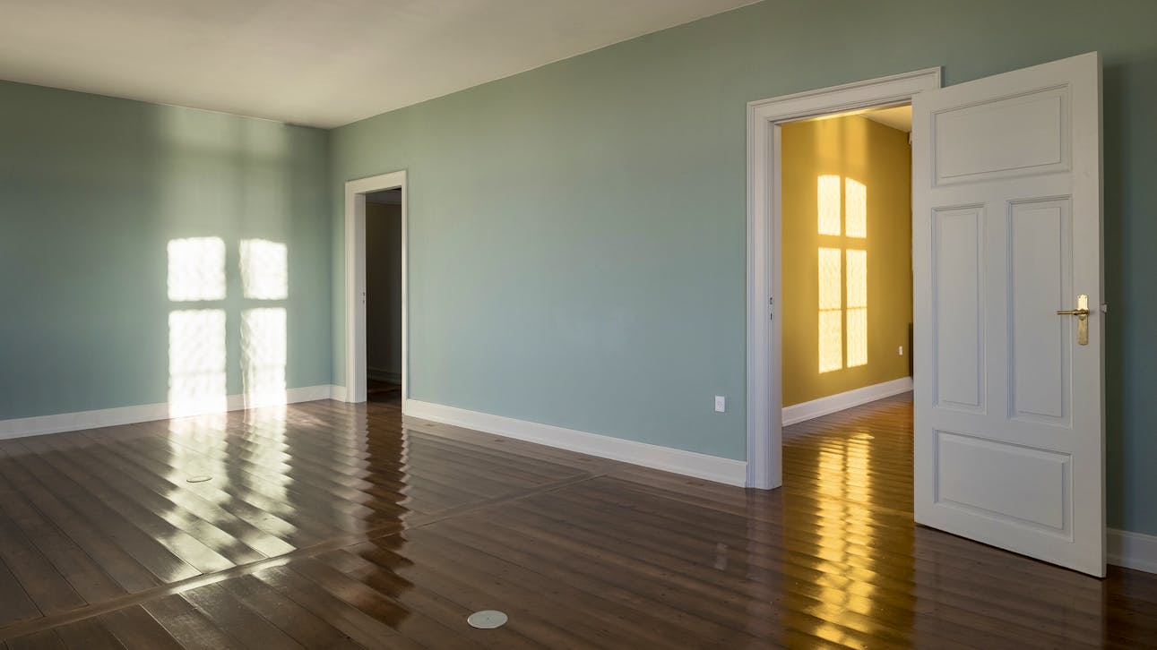 Gulve med tonkinlak. 