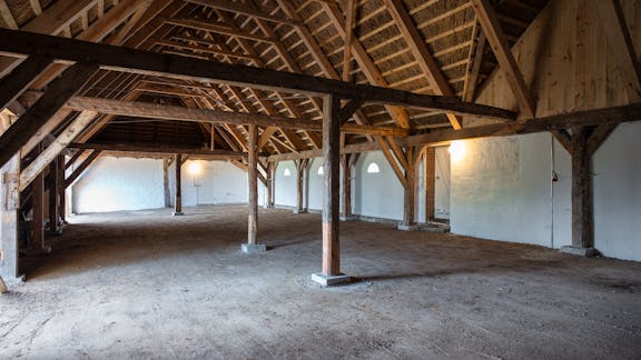 Laden på Nørre Sødam med fritlagte konstruktioner og højremsbyggeri.