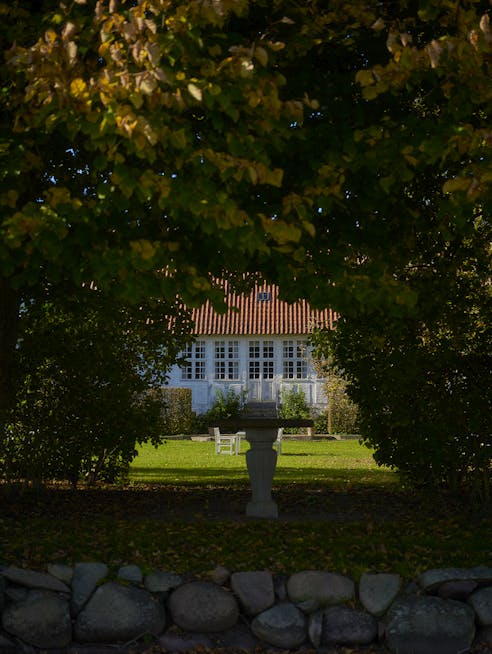 Tersløsegård bord i haven
