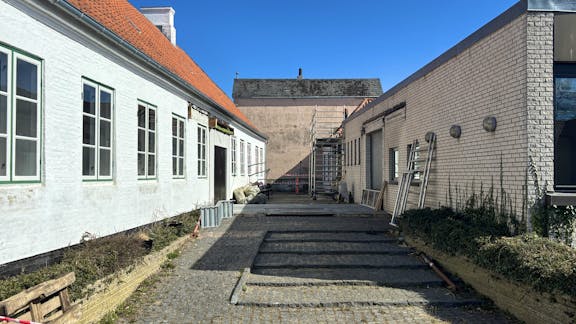 Renovering i gården