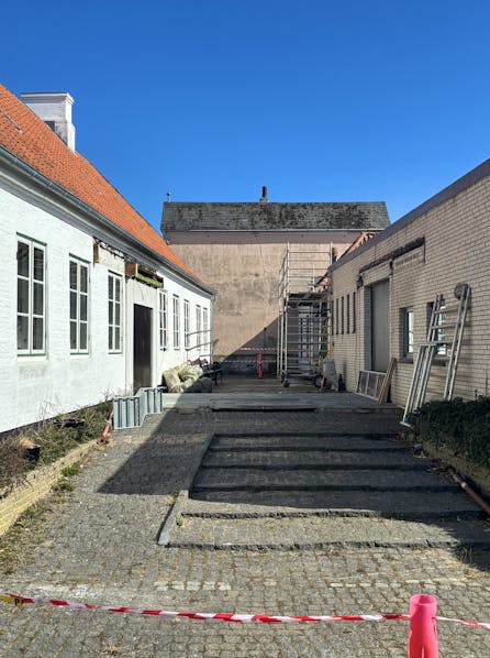 Renovering i gården