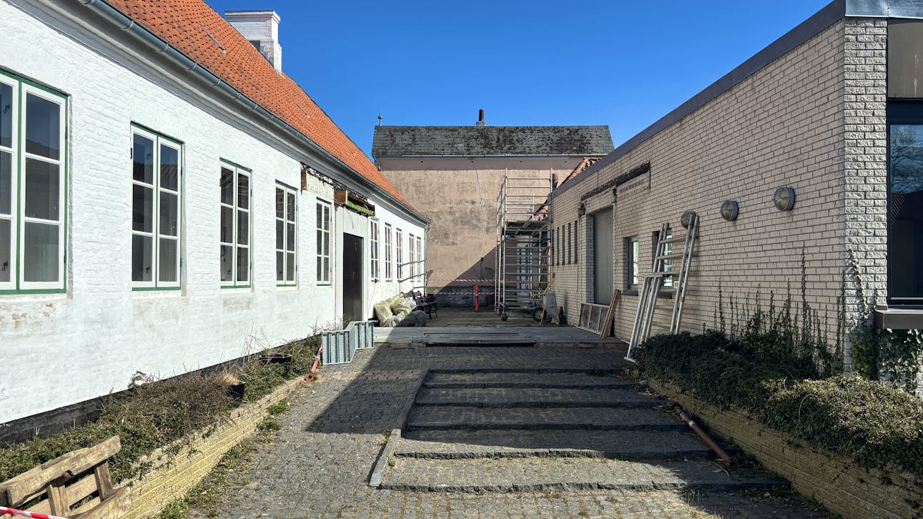 Renovering i gården